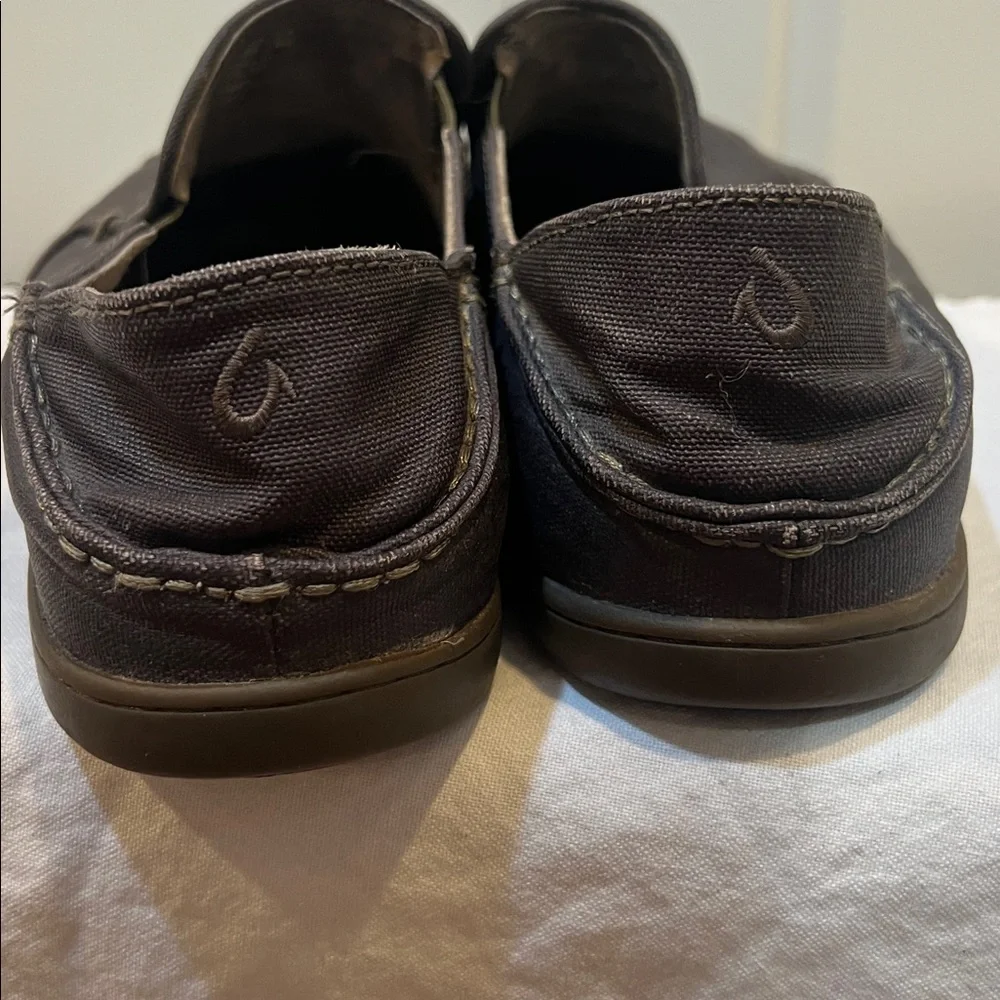 OluKai ships from